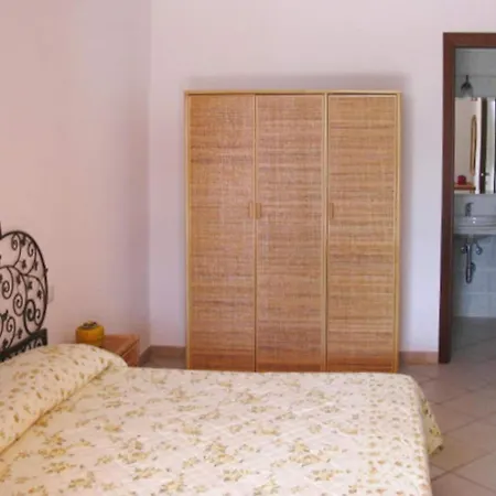 Flat With Sea View In Апартаменты
